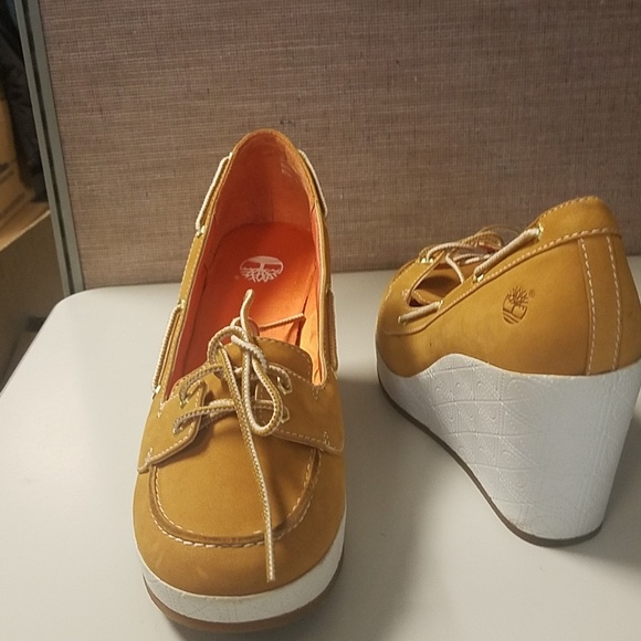 Shoes - Picture 3 of 3